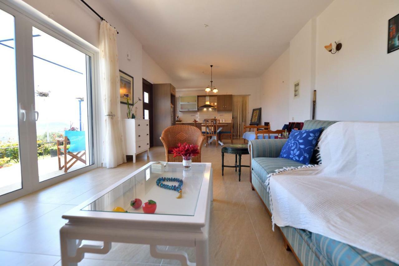Apartamento Agnanti Tragána Exterior foto